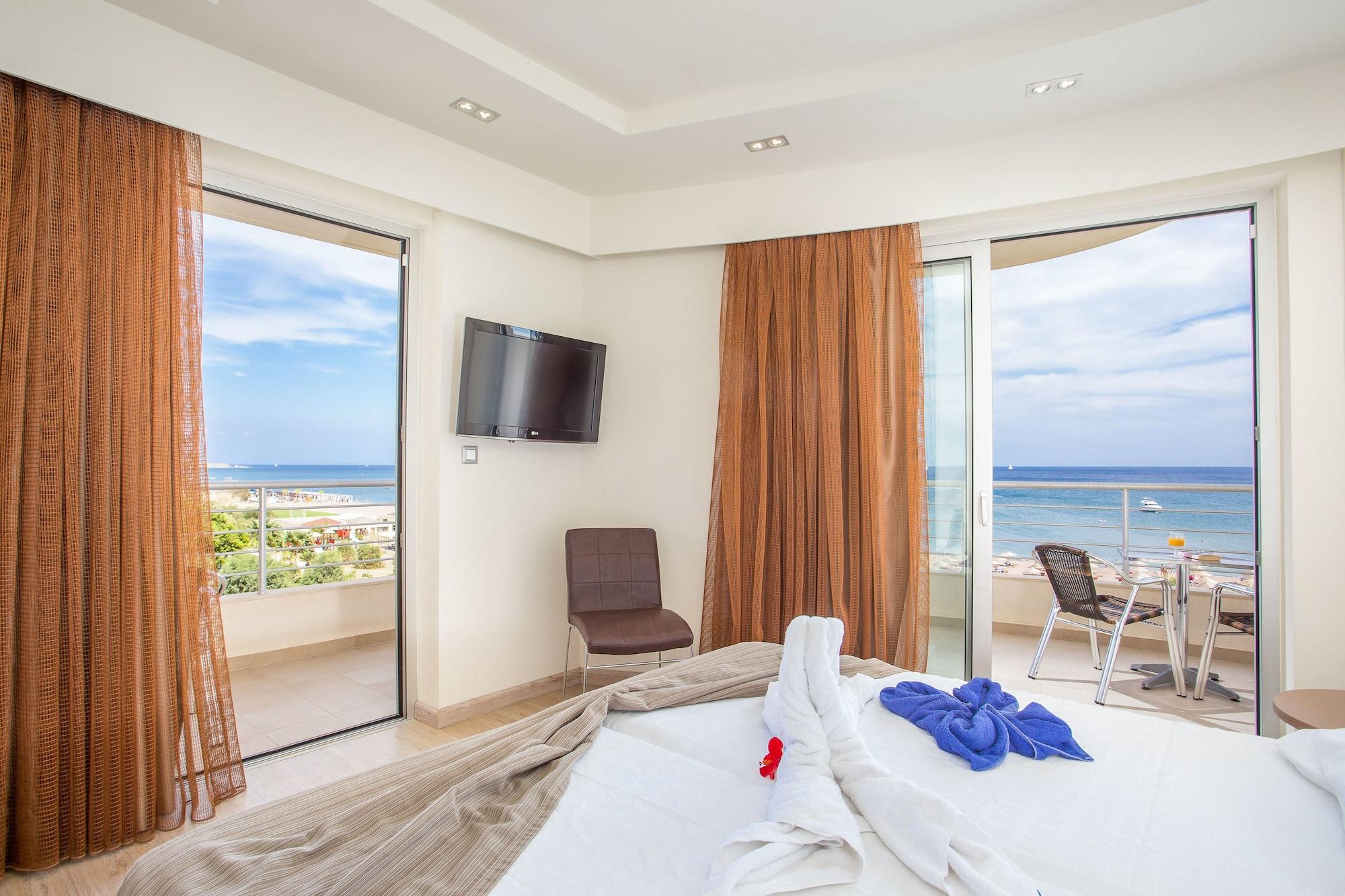 Pegasos Deluxe Beach Hotel Faliraki Eksteriør billede Suite