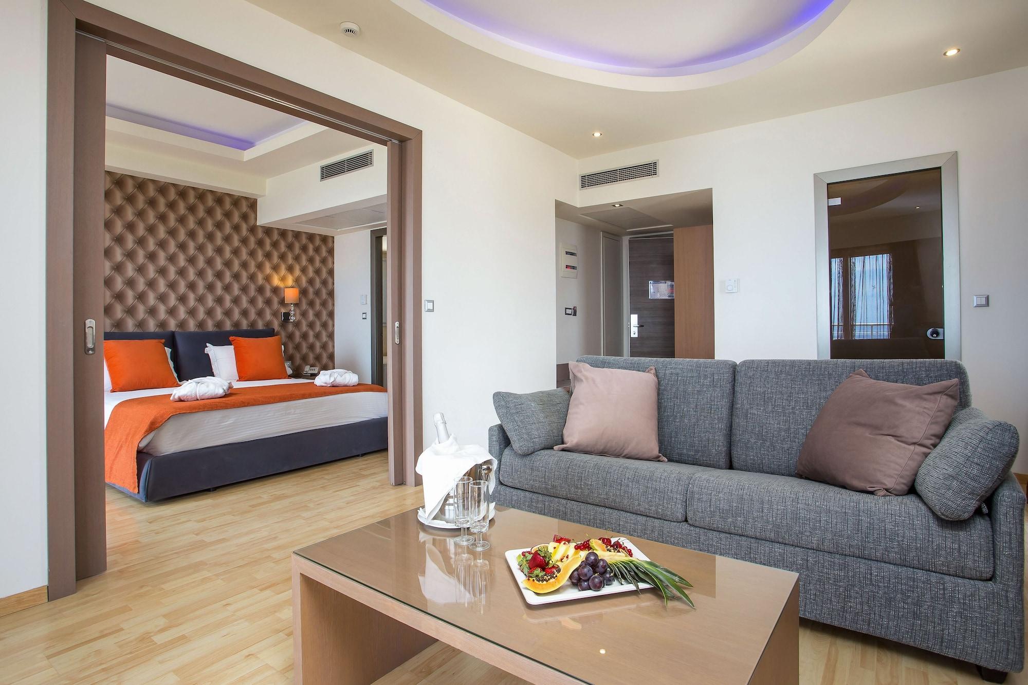 Pegasos Deluxe Beach Hotel Faliraki Eksteriør billede Suite