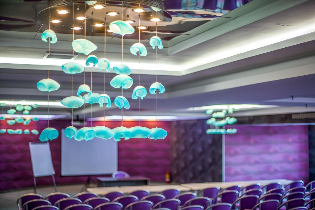 Pegasos Deluxe Beach Hotel Faliraki Eksteriør billede The interior of the conference centre