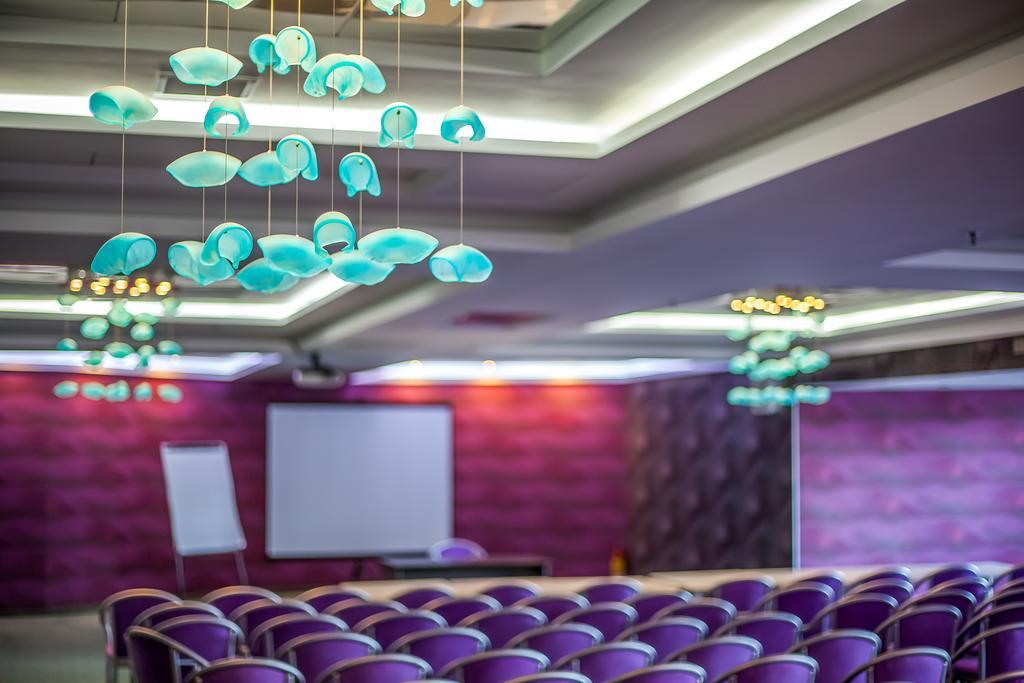 Pegasos Deluxe Beach Hotel Faliraki Eksteriør billede The interior of the conference centre
